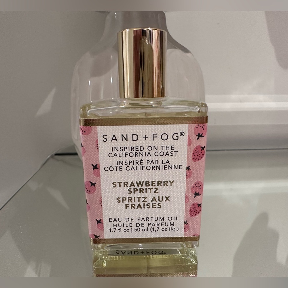 Sand + Fog Strawberry Spritz 50 ml Perfume Oil Rollerball Authentic NWT - Picture 4 of 5